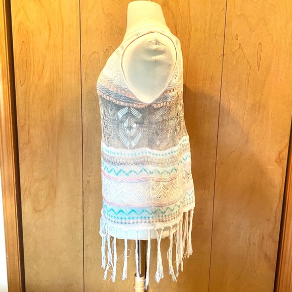 SAY WHAT crochet sweater vest in cream and pastels with fringe Boho fringe - Picture 6 of 14